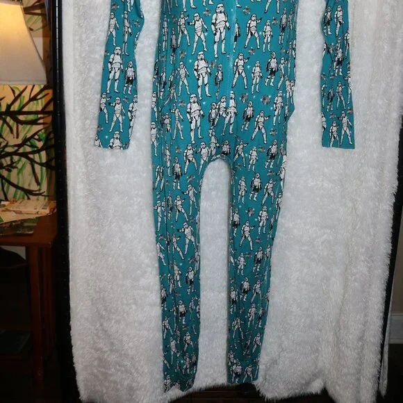 MeUndies Disney Star Wars Storm Trooper onesie great for men/women/kids NWOT
